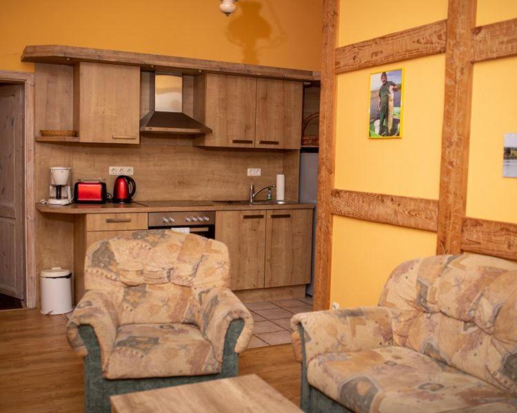 Landurlaub Auf Dem Mellenhof Apartment Funkenhagen Bagian luar foto